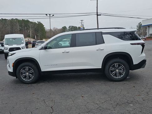 New 2026 Chevrolet Traverse LT w/ Driver Confidence Package image 6