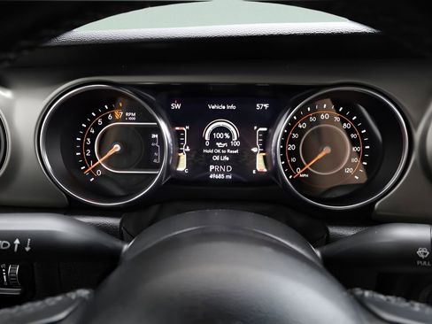Used 2021 Jeep Gladiator Willys image 31