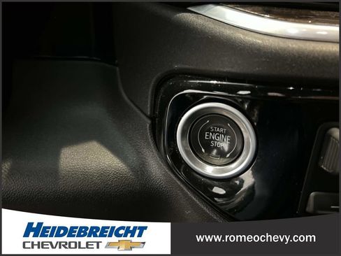 Used 2022 Chevrolet Silverado 1500 LT w/ All Star Edition Plus image 24