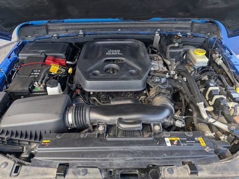 Used 2021 Jeep Wrangler Unlimited Rubicon AWD/4WD image 28