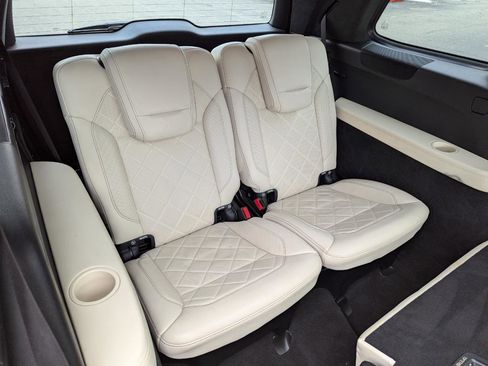 Used 2017 Mercedes-Benz GLS 450 4MATIC image 43