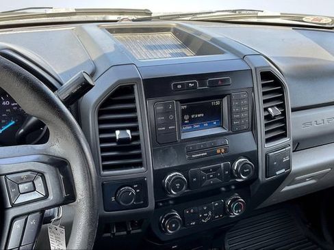 Used 2019 Ford F350 XL w/ Power Equipment Group RWD image 5