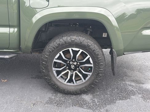 Used 2021 Toyota Tacoma TRD Sport RWD image 35
