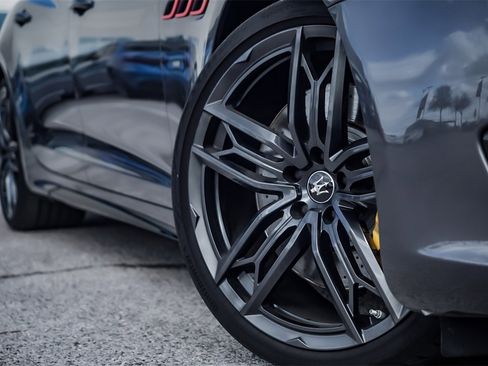 Certified 2022 Maserati Quattroporte Trofeo image 2