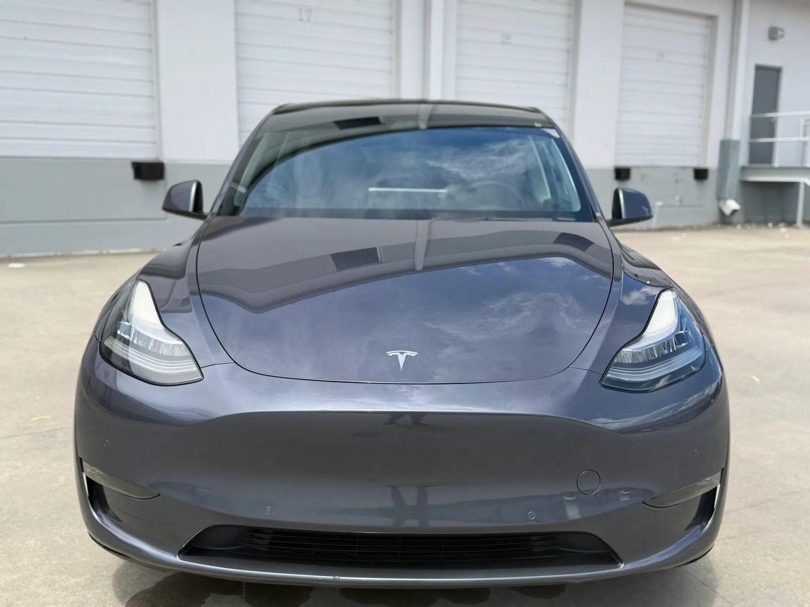 Used 2021 Tesla Model Y 2WD image 3
