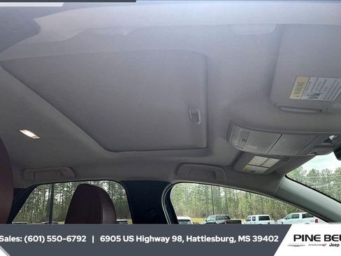 Used 2025 MAZDA CX-30 AWD 2.5 S w/ Preferred Package image 16