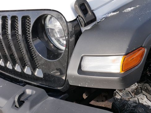 Used 2022 Jeep Wrangler Unlimited Sport image 16