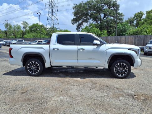 Used 2024 Toyota Tundra Limited AWD/4WD image 9