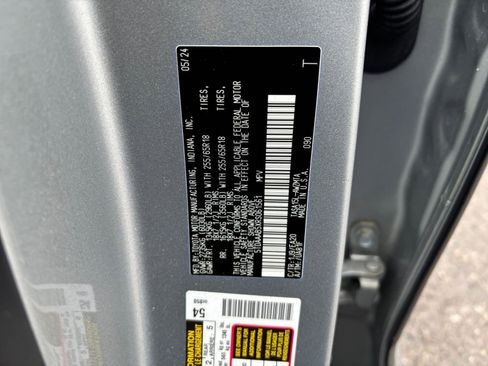 Used 2024 Toyota Grand Highlander XLE image 32