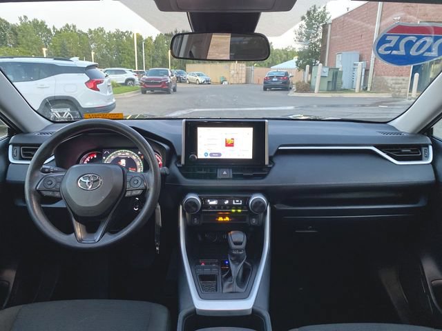 Used 2025 Toyota RAV4 LE FWD image 18