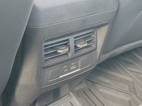 Used 2023 Chevrolet Colorado Z71 w/ Z71 Convenience Package 2 image 28