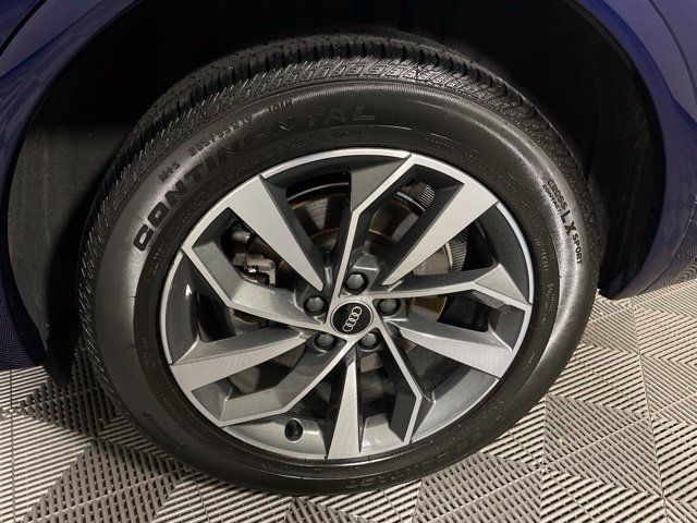 Used 2022 Audi Q5 2.0T Premium Plus AWD/4WD image 39