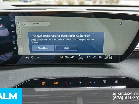 Used 2025 Buick Enclave Preferred FWD image 37