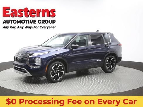 Used 2022 Mitsubishi Outlander SE AWD/4WD image 46