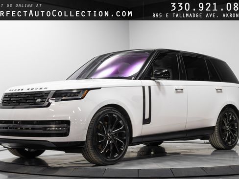Used 2023 Land Rover Range Rover Long Wheelbase Autobiography image 1