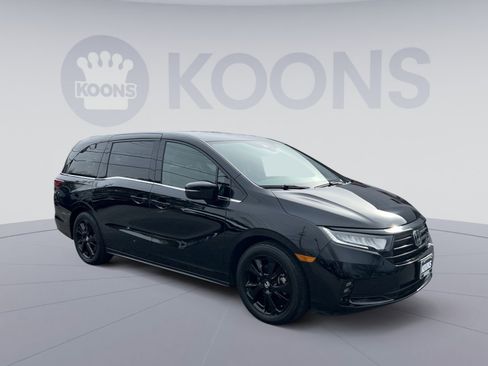 Used 2023 Honda Odyssey Sport image 10