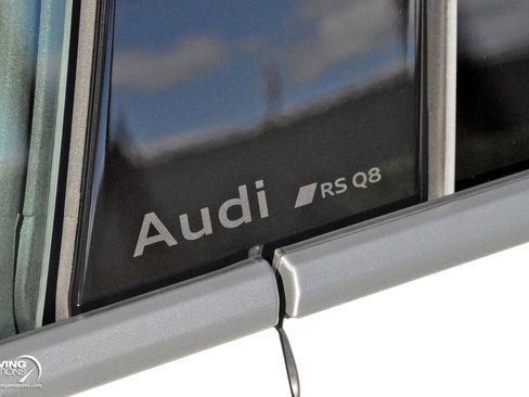 Used 2025 Audi RS Q8 performance image 18