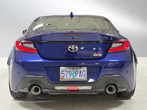 Used 2023 Toyota GR86 image 4