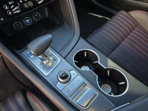 Used 2025 Genesis G70 3.3T Advanced image 24