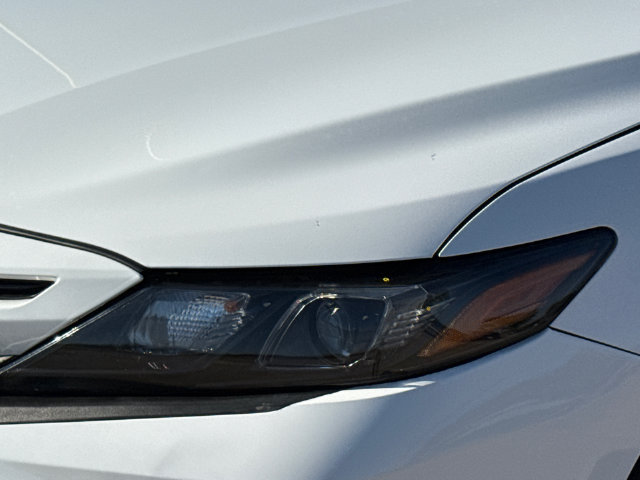 Used 2024 Toyota Camry SE FWD image 4