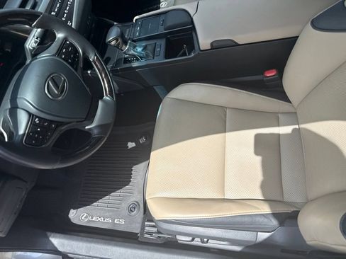Used 2020 Lexus ES 350 w/ Premium Package FWD image 14