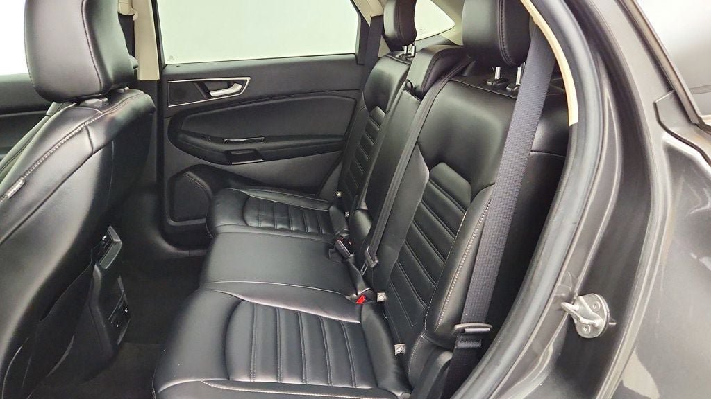 Used 2020 Ford Edge SEL w/ Convenience Package AWD/4WD image 20