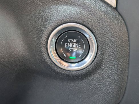 Used 2020 Chevrolet Silverado 1500 LT Trail Boss AWD/4WD image 25