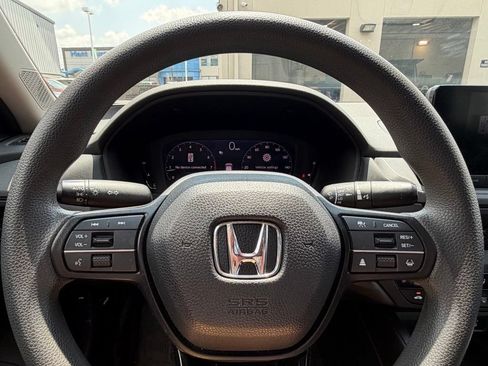 Certified 2023 Honda Accord EX image 8