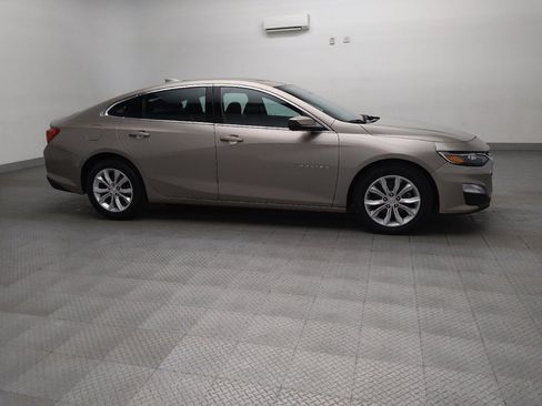 Used 2023 Chevrolet Malibu LT FWD image 11