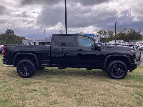 New 2025 Chevrolet Silverado 2500 Custom w/ Custom Value Package image 2