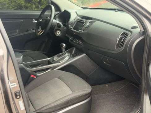 Used 2012 Kia Sportage LX w/ Navigation Pkg FWD image 13
