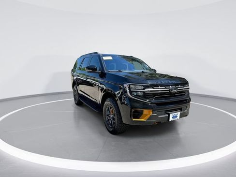Used 2025 Ford Expedition Tremor AWD/4WD image 2