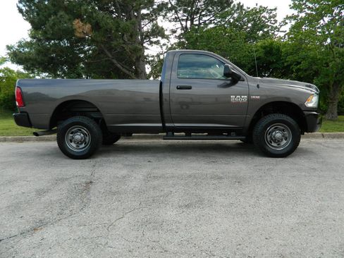 Used 2017 RAM 2500 Tradesman w/ Protection Group AWD/4WD image 5
