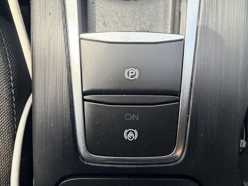 Used 2020 Ford Escape S FWD image 19