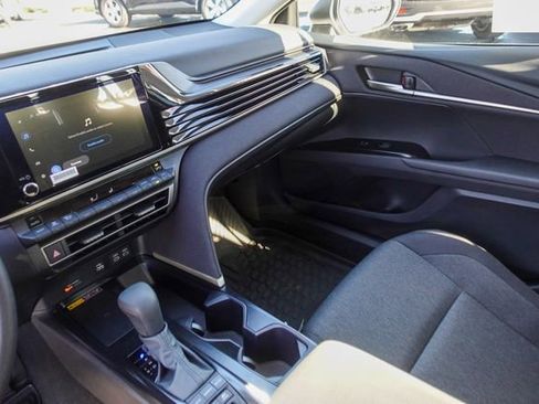 Certified 2025 Toyota Camry LE image 23