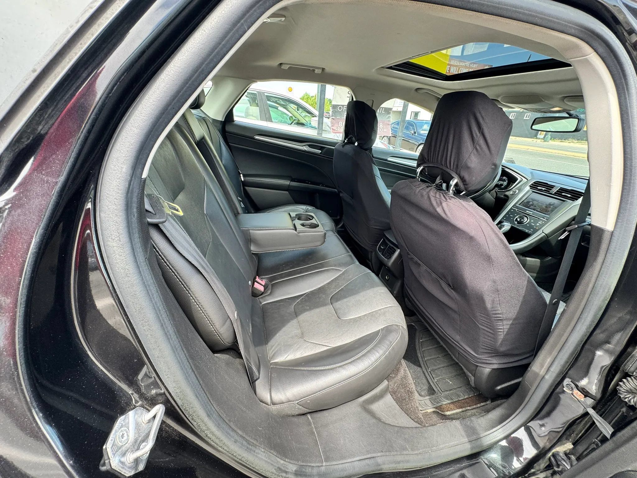 Used 2014 Ford Fusion Titanium FWD image 18