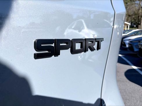 Used 2025 Honda CR-V Sport image 9