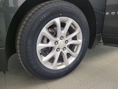 Used 2019 Chevrolet Equinox LS FWD image 31