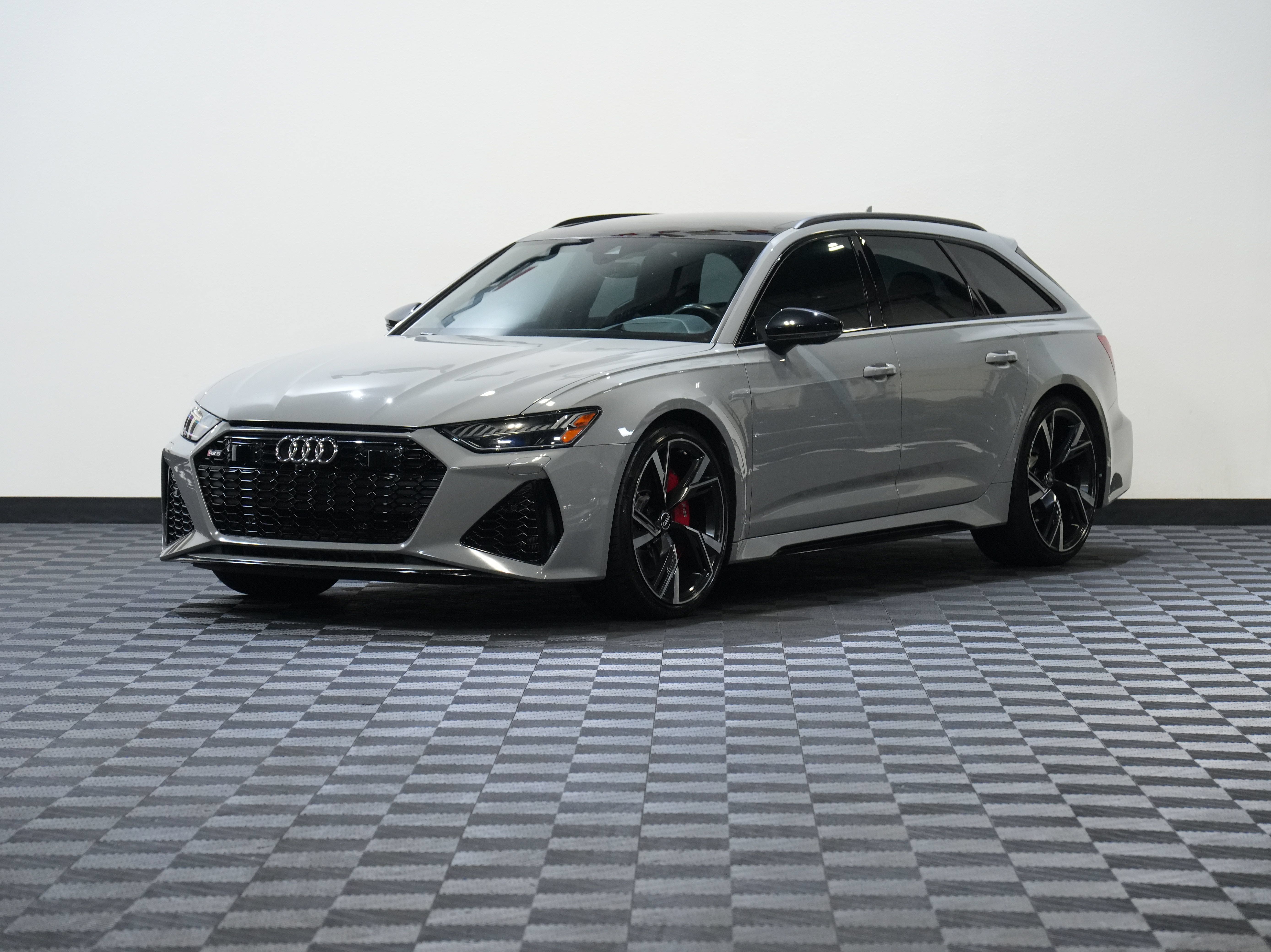 Used 2022 Audi RS 6 AWD/4WD image 3
