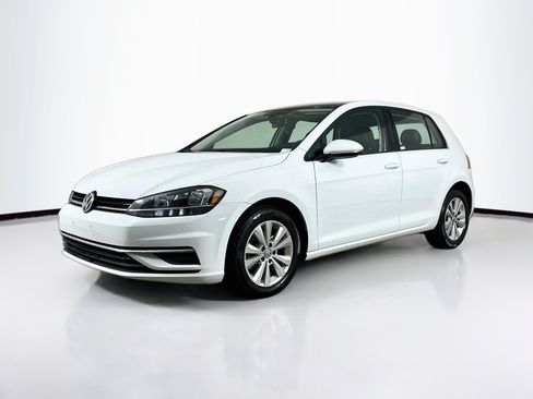 Used 2021 Volkswagen Golf 4-Door FWD image 3