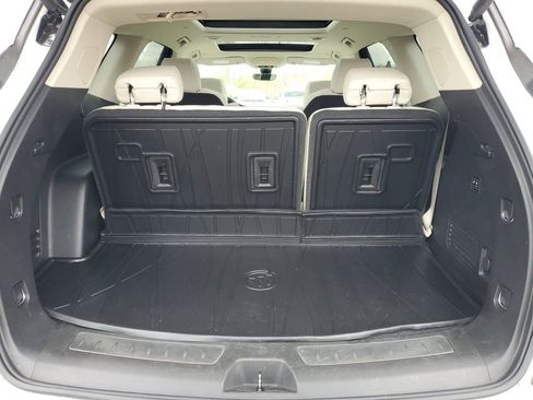 Certified 2023 Buick Enclave Avenir w/ Avenir Technology Package AWD/4WD image 33
