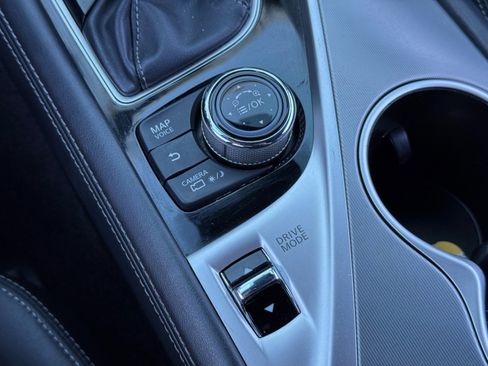 Used 2021 INFINITI Q60 3.0t Luxe w/ Essential Package image 36