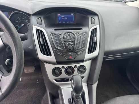 Used 2014 Ford Focus SE image 10
