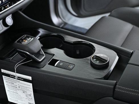 New 2026 Nissan Rogue SV w/ SV Premium Package image 18