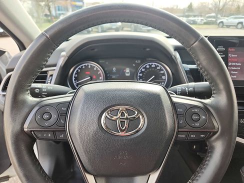 Used 2023 Toyota Camry SE w/ Cold Weather Package AWD/4WD image 18