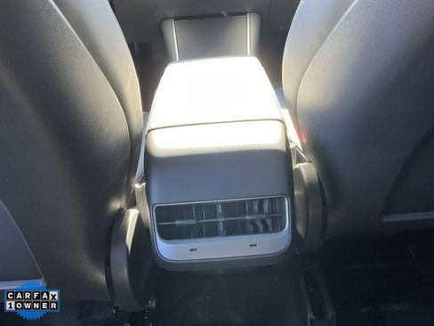 Used 2020 Tesla Model Y Performance image 33