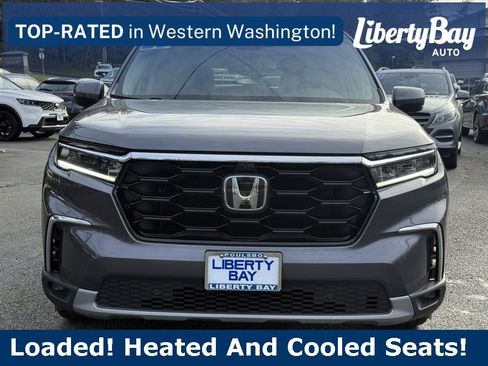 Used 2023 Honda Pilot Elite image 3