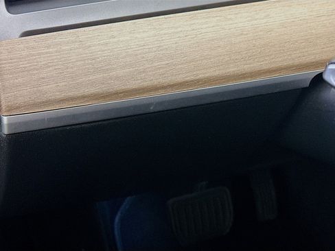 Used 2022 Tesla Model 3 Long Range image 17