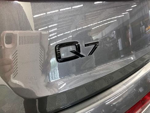 Used 2023 Audi Q7 2.0T Premium Plus AWD/4WD image 30