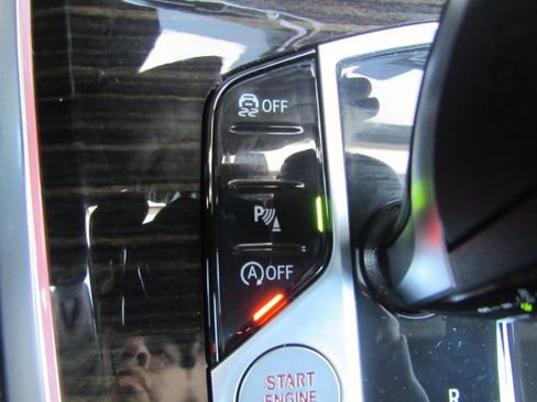 Used 2020 BMW X5 xDrive40i w/ Convenience Package image 54